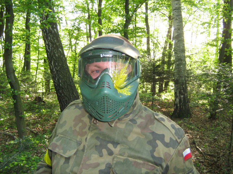 paintball w lesie